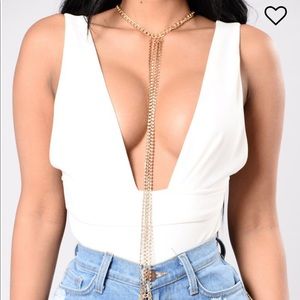 NWT Fashion nova body chain gold